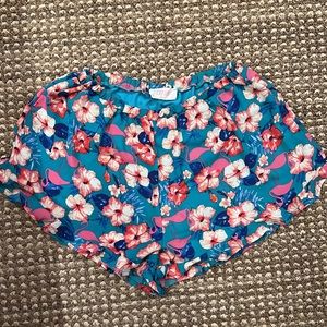 Tropical floral flamingo ruffled shorts